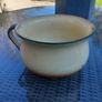 Royal Doulton chamber pot with castle scene, D18 Image 3