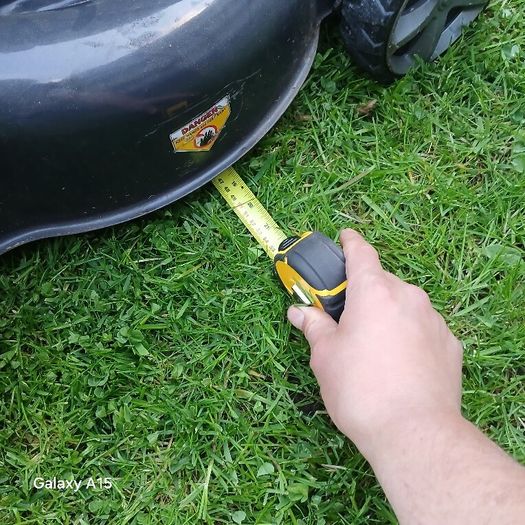 Self drive petrol lawnmower