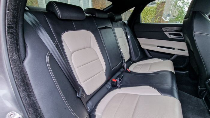 2016 Jaguar Xf | New Timing Chains & Service! | Excellent Condition | Full Leather | R-sport Prestige Luxury Trim