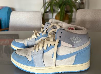 PRICE DROP! BARGAIN! UK Size 7.5 (but closer to an eight) and EUR 42 Air Jordan 1 Zoom CMFT 2 High White Phantom University Blue. As photos demonstrate, these are hardly worn, have no marks and are virtually as new.
