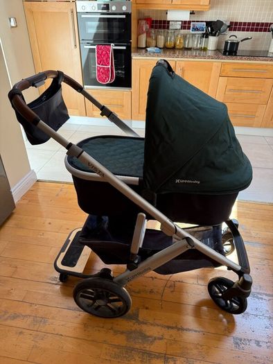 Uppababy Vista Travel System and accessories