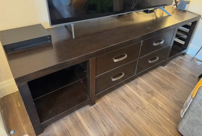 TV Unit