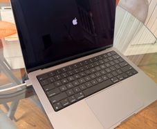 MacBook Pro 2021 (battery needs replacement)
