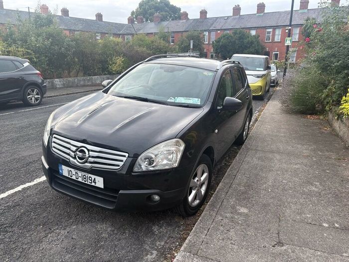 Nissan Qashqai+2 2010, well loved