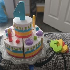 Wooden toy cakes