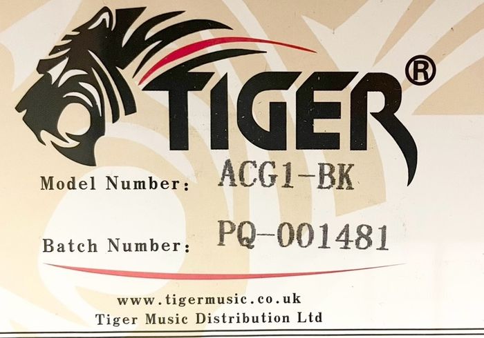 Acustic Guitar Tiger
