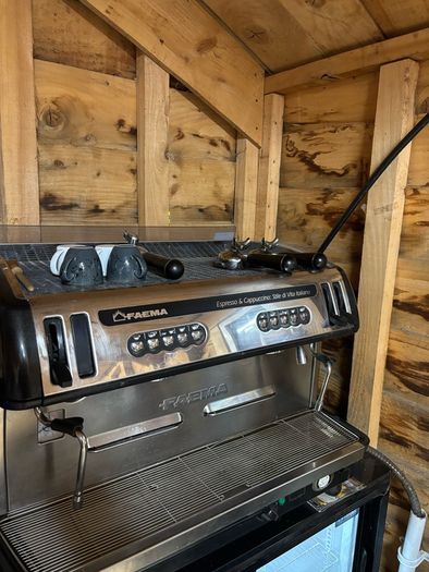 coffee machine and grinder