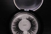 False eyelashes