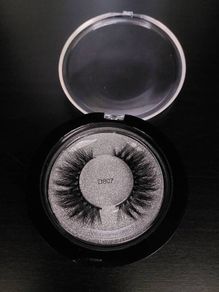 False eyelashes