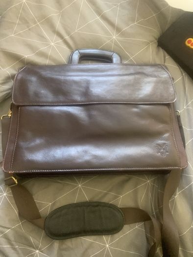 Leather bread case