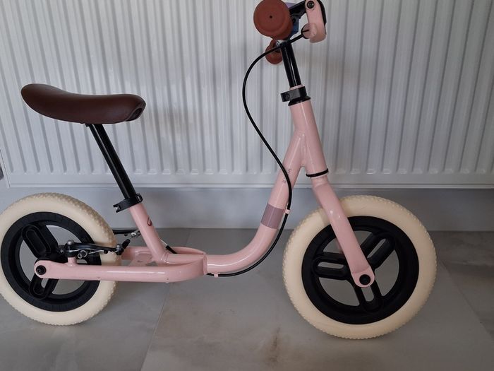 Decathlon BTWIN 10" inch balance bike