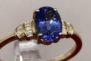 Gold Ring with Tanzanite and Diamonds