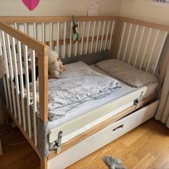 mokee wooden baby/toddler cot with two mattresses