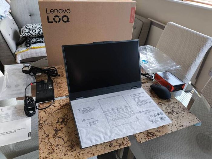 Gaming Laptop Lenovo Loq i5 12450hx 8/12 RTX4050 6gb 105w 16gb Ddr5 512GB Nvme 15.6" 144hz 1080p 300nits 100% sRGB Win11 Warranty Receipt