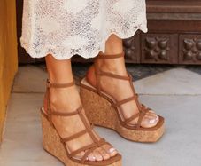 Brand New with tags Next Size UK 7 (Eur 40) Linzi Brown Barbados Strappy Style Cork