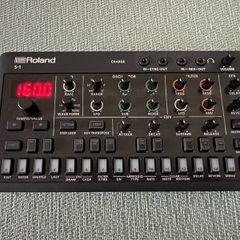 Roland Aira S1