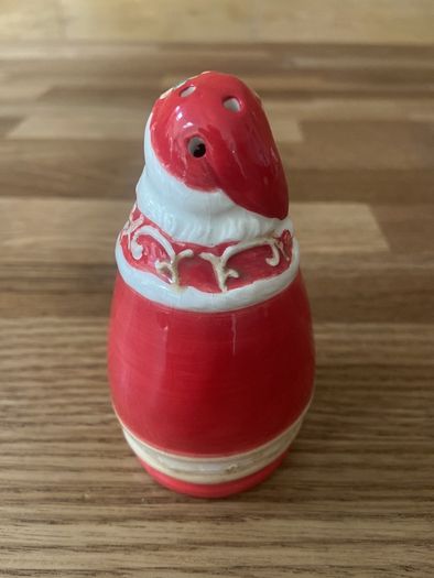 Santa Salt or Pepper Shaker Christmas Decoration