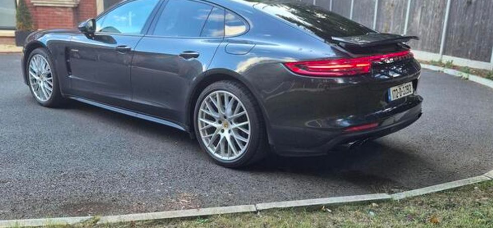 2017 Porsche Panamera