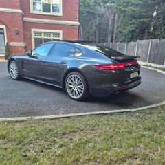 2017 Porsche Panamera