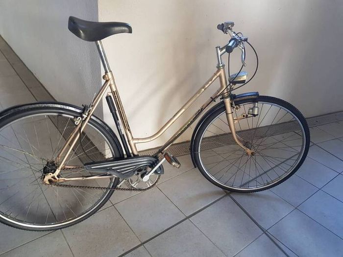retro ladies bike
