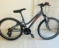 24" inch Girls bike - Ridgeback destiny