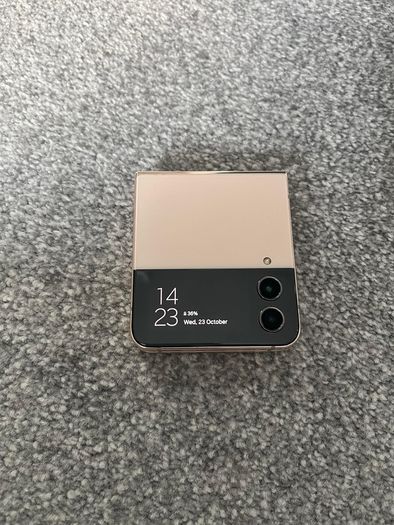 samsung galaxy Z flip 4