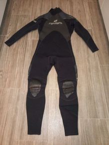 Rip curl wetsuit