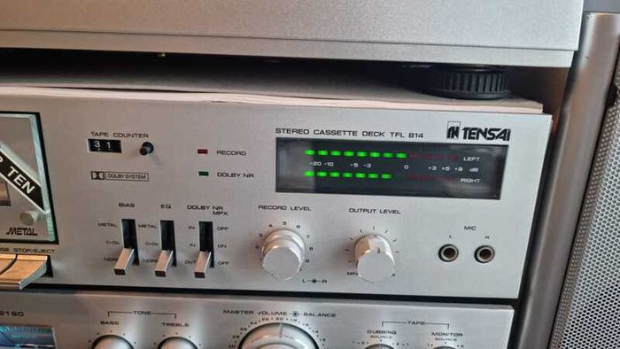 From 1979 Hi-Fi set, Tensai (Akai) working good, see the pictures.