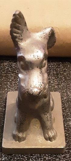 vintage scottie dog, possibly pewter