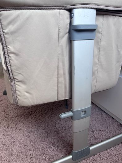 Chicco Next2Me Essential Side Sleeping Crib