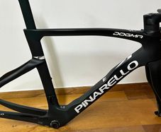 Pinarello Dogma F frame and bars only