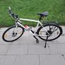 Trek FX 3 hybrid bike Image 2