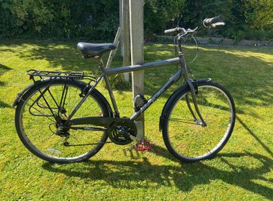 Gents hybrid bike