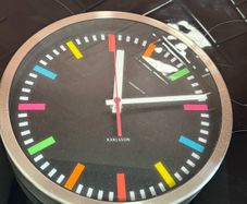 Wall clock