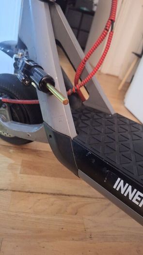E Scooter: 2025 Inner City Grafter Dual Motor Scooter.  2400w In Dual Mode. Comes With Warranty And Original Fast Charger, + More Extras. Had Very Little Use Scooter Is Mint. Very Powerful Scooter. WOULD TRADE FOR A GOOD KUKIRIN G3 PRO OR A FRESH G2 MASTE
