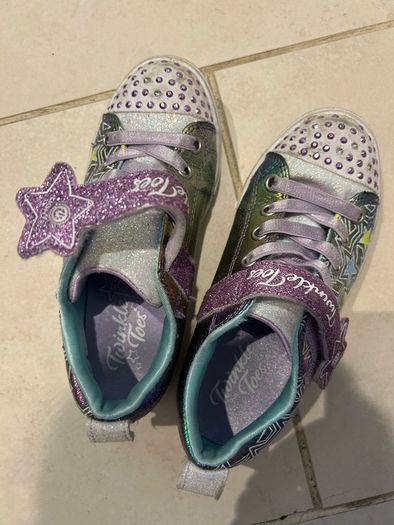 Sketchers Light Up Girls Sneaker 12