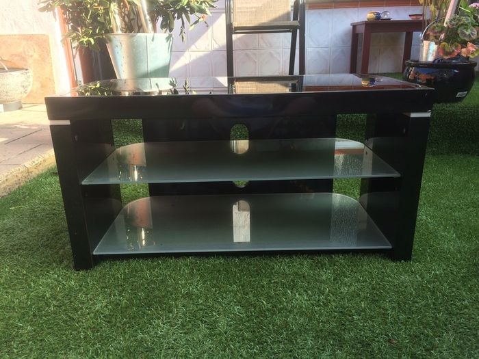 TV/Television high gloss black stand