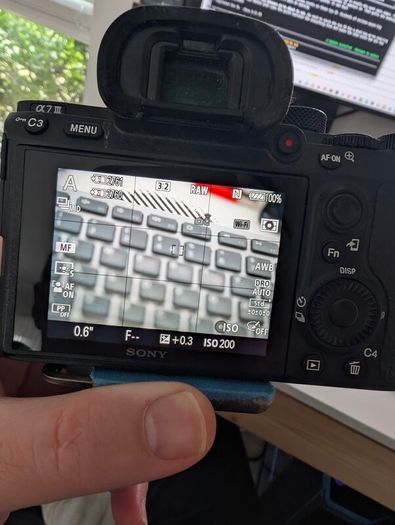 Lens sony 2.8 90 Macro G oss Needs repair