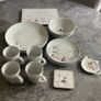 fine porcelain dinner set Image 2
