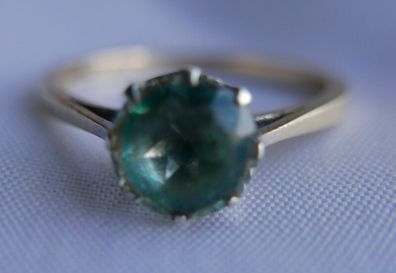 Vintage 9Ct Yellow Gold 375 Emerald  Ring size:P 2,18g