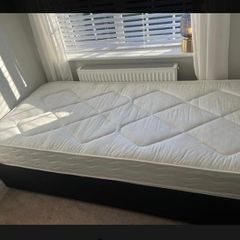 2x Beds for Sale (with mattress)