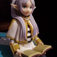 Frieren small scale desktop figurene