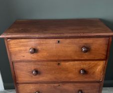 Chest of Drawers