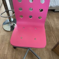 chair pink study