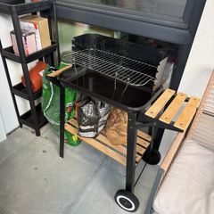 Charcoal BBQ Grill with Wheels + BBQ Accessories - Used Once