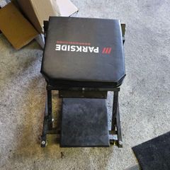 Parkside Performance stool/creeper