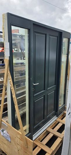 Scandinavian Pine Front Door Set