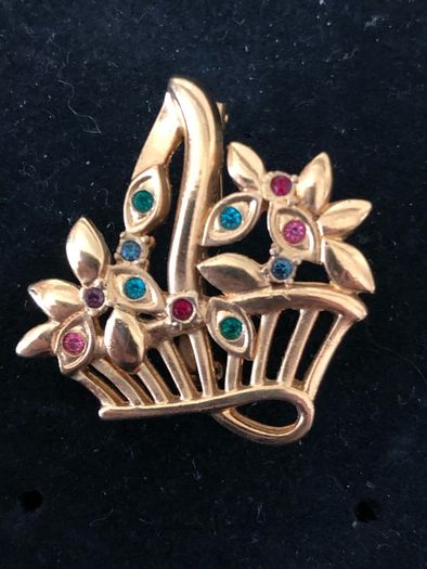 brooch