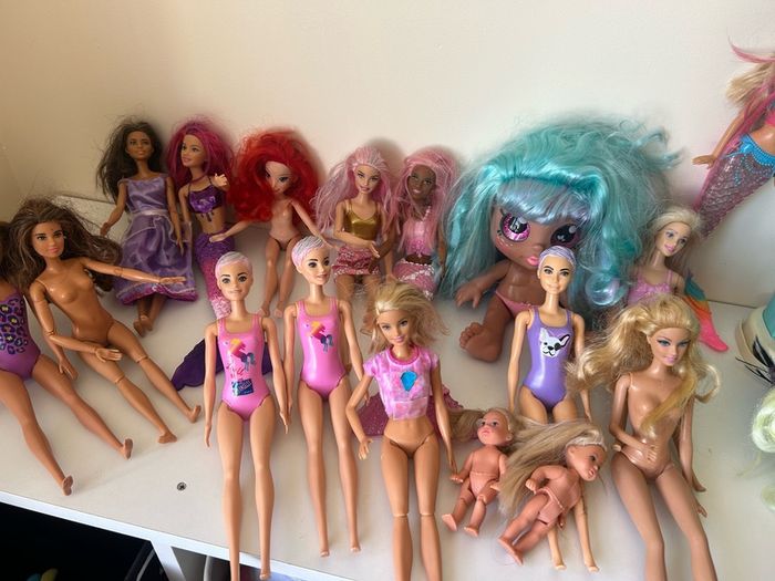 barbie dolls set