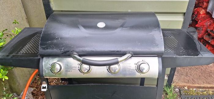 George Foreman 4 Burner Gas Barbeque